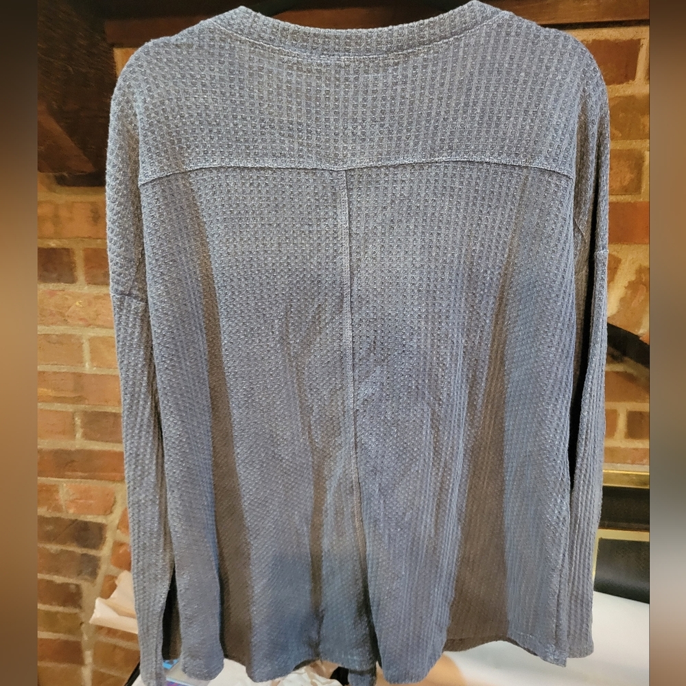 Soft Surroundings Blue Long Sleeve V~Neck Button Up Waffle Knit Top Size L - Picture 2 of 5